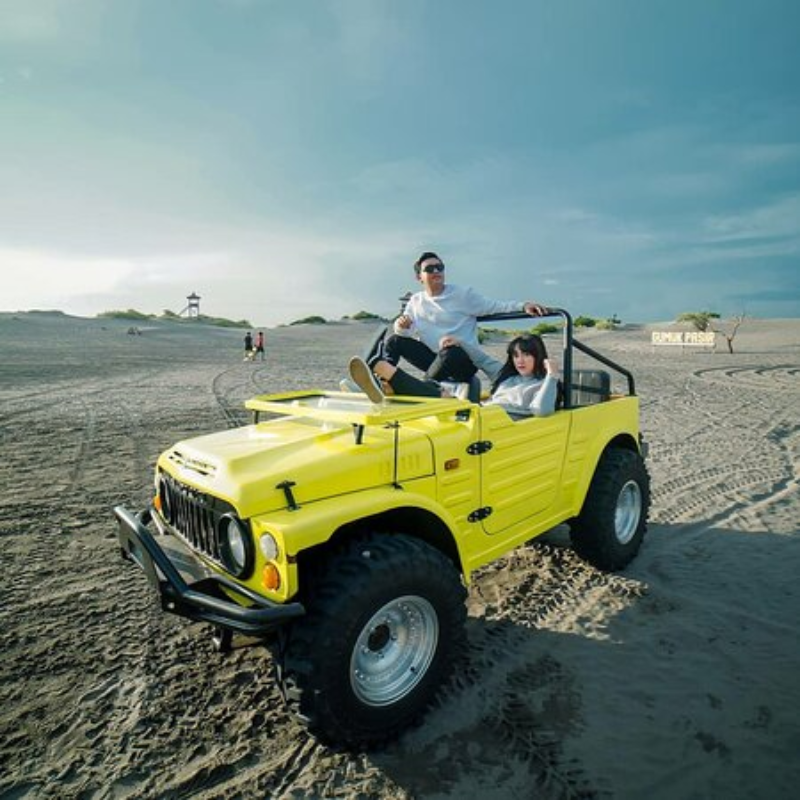 Parangtritis Sand Dunes _Jeep Parangtritis Sand Dunes _Jeep
