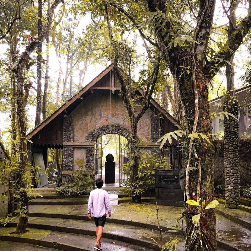 Ullen Sentalu Ullen Sentalu